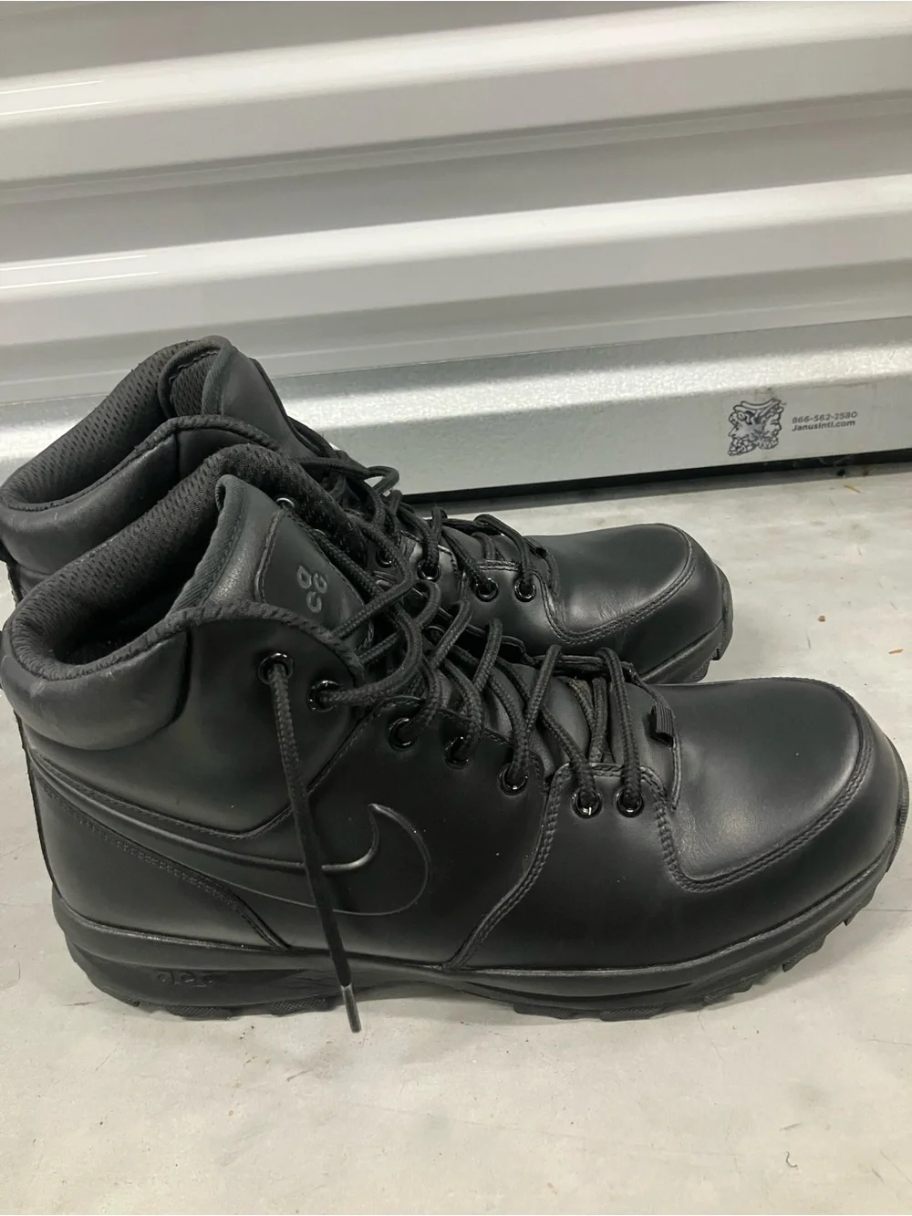 Men’s Nike Manoa Leather Boots